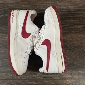 White and maroon Air Force 1’s Size  4.5 youth
